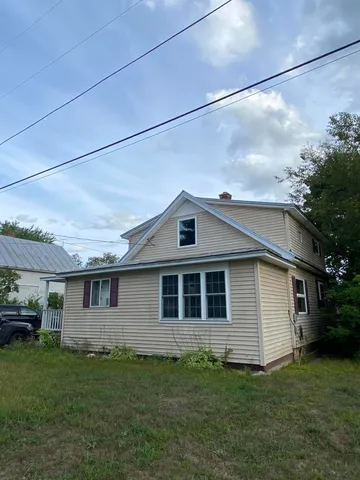 $205,000 | 50 Hanover Street, Skowhegan, ME 04976