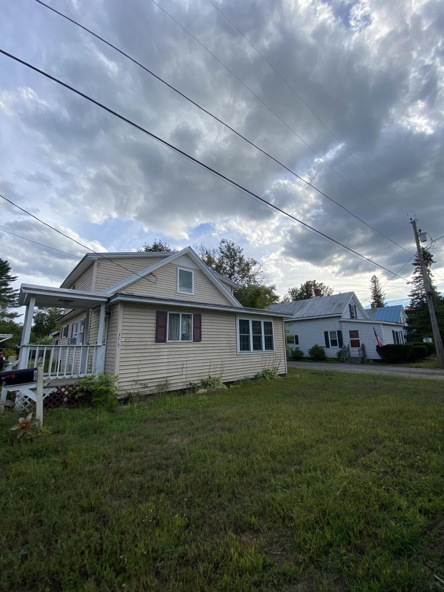 50 Hanover Street Skowhegan, ME 04976 - Photo 3 of 29 IMG_5012