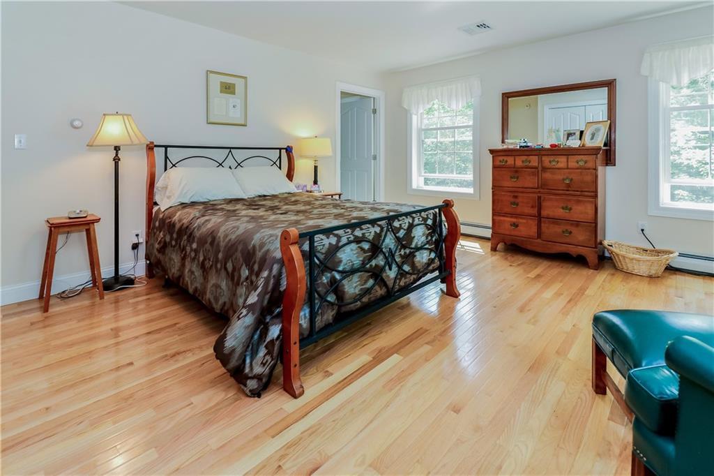 32 Deerfield Road North Berwick, ME 03906 - Photo 16 of 30 Master Bedroom Suite