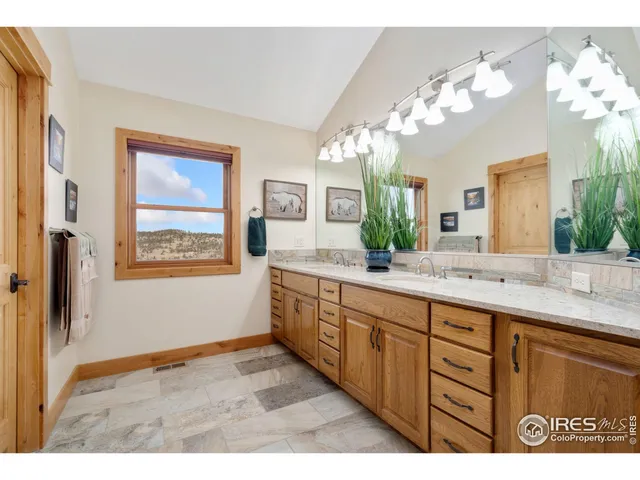 $860,000 | 181 Sheep Mt Court, Livermore, CO 80536