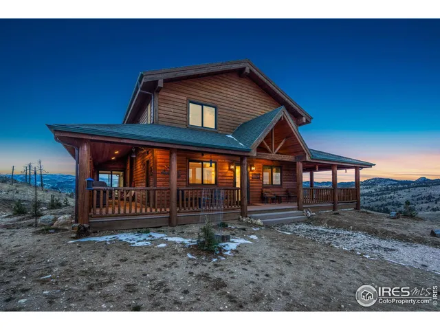 $860,000 | 181 Sheep Mt Court, Livermore, CO 80536