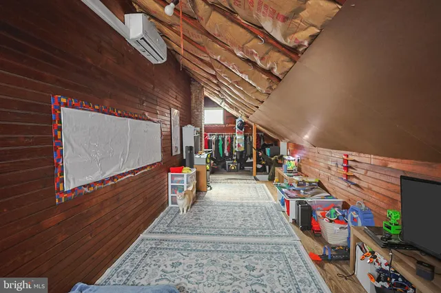 $175,000 | 415 West White Street, Summit Hill, PA 18250