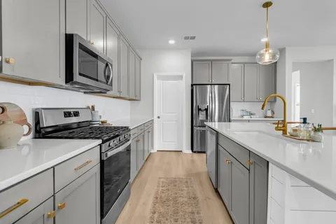 $699,900 | 271 Rowans Creek Drive, Charleston, SC 29492