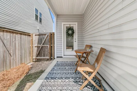 $699,900 | 271 Rowans Creek Drive, Charleston, SC 29492