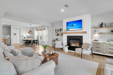 $699,900 | 271 Rowans Creek Drive, Charleston, SC 29492