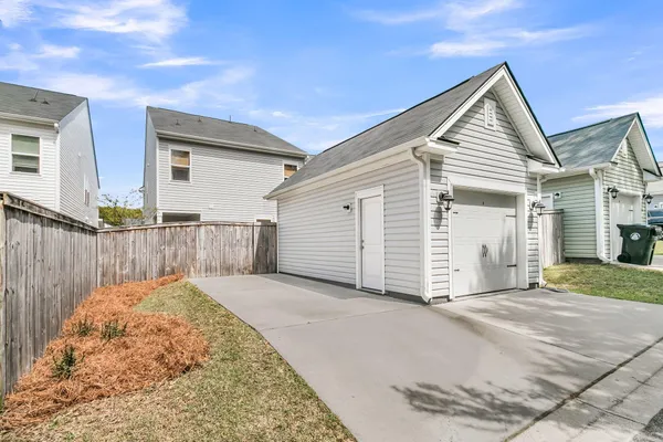 $699,900 | 271 Rowans Creek Drive, Charleston, SC 29492