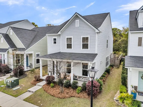 $699,900 | 271 Rowans Creek Drive, Charleston, SC 29492