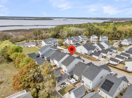 $699,900 | 271 Rowans Creek Drive, Charleston, SC 29492
