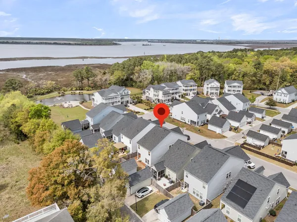 $699,900 | 271 Rowans Creek Drive, Charleston, SC 29492