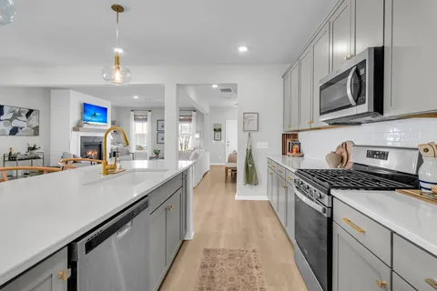 $699,900 | 271 Rowans Creek Drive, Charleston, SC 29492