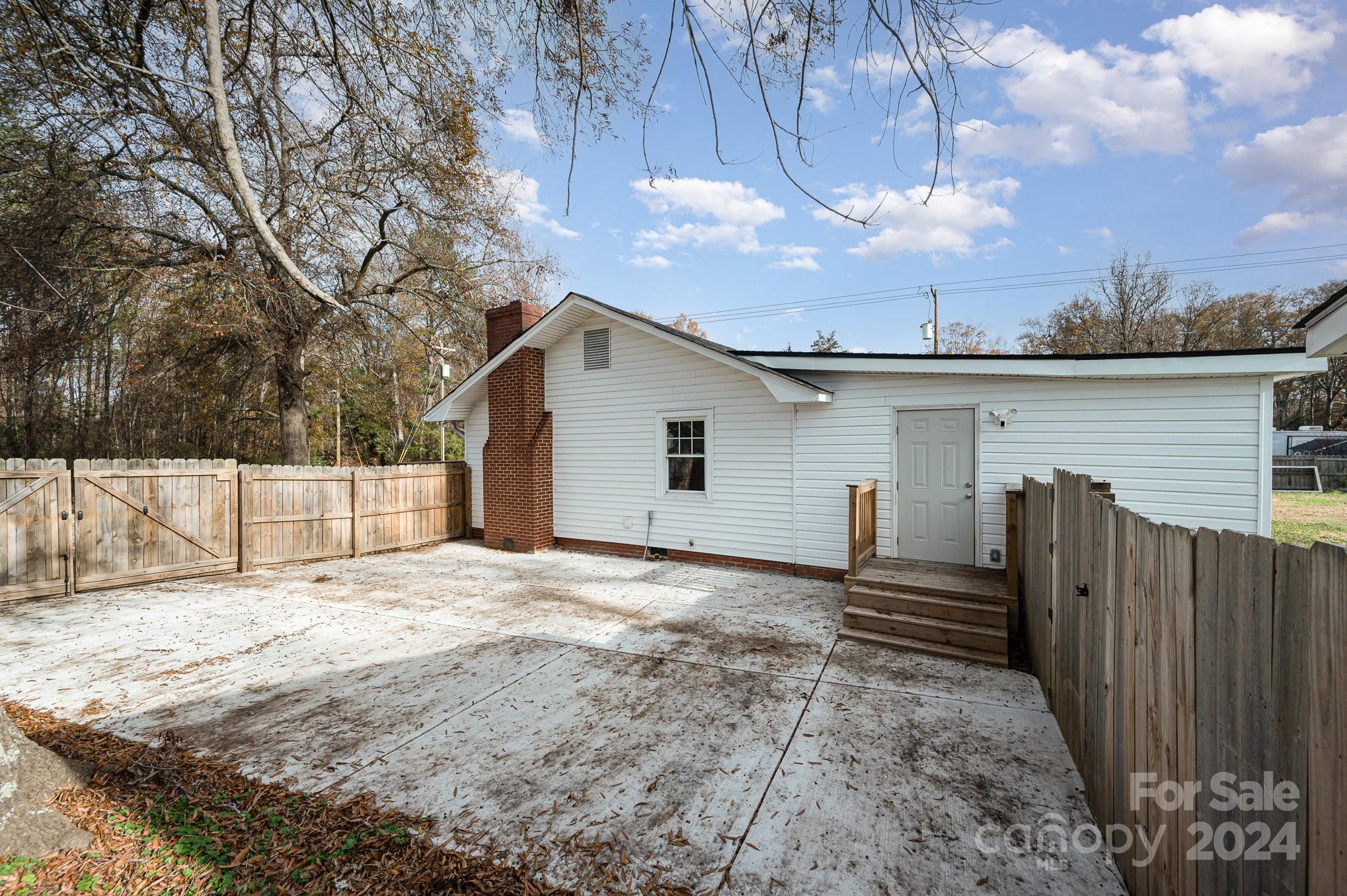 128 Mitchum Road Rock Hill, SC 29730 - Photo 16 of 24 Gallery Image 16