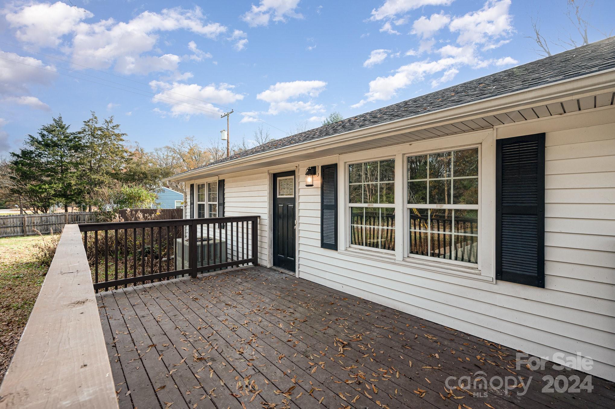 128 Mitchum Road Rock Hill, SC 29730 - Photo 4 of 24 Gallery Image 4