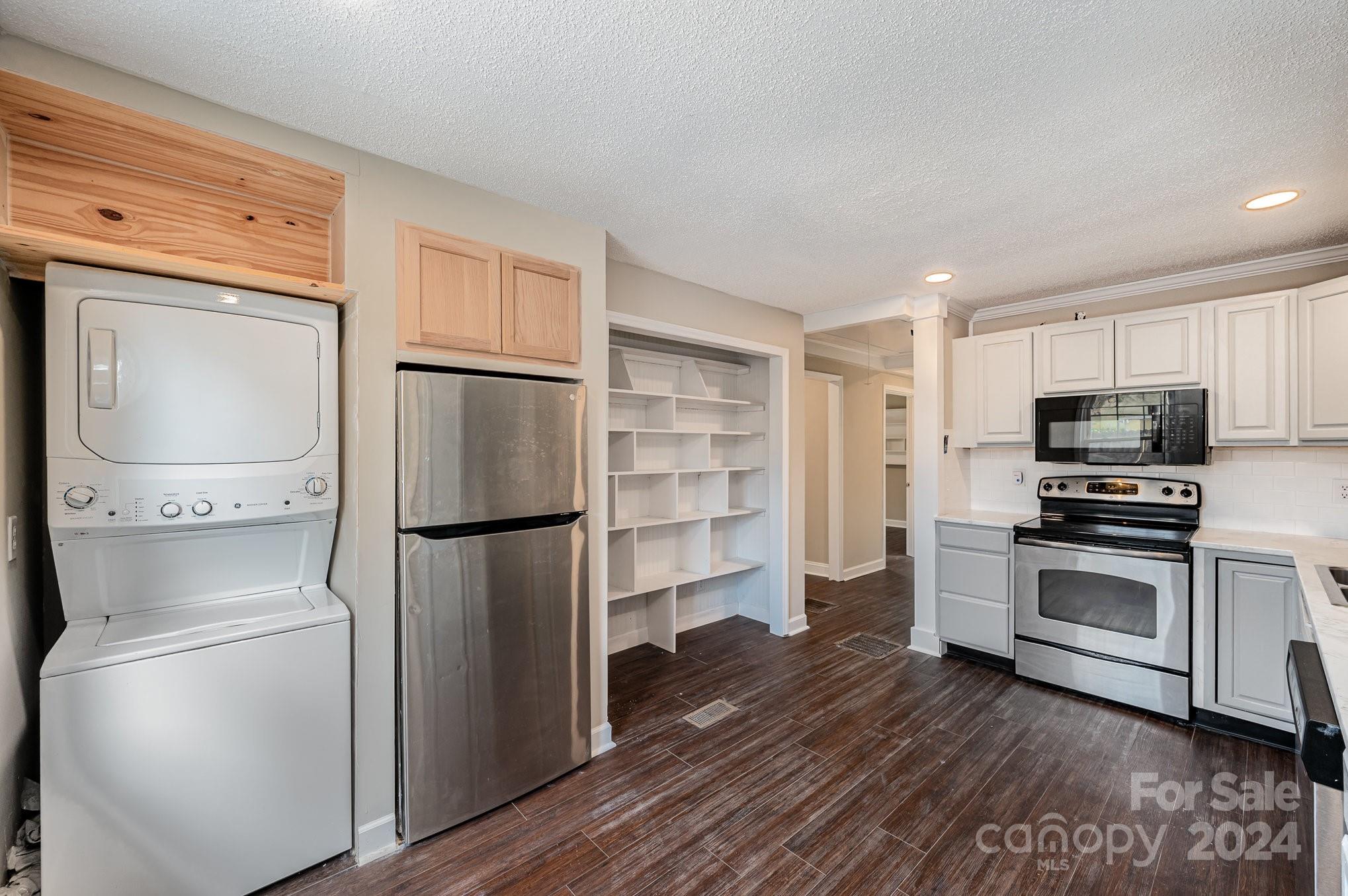 128 Mitchum Road Rock Hill, SC 29730 - Photo 7 of 24 Gallery Image 7