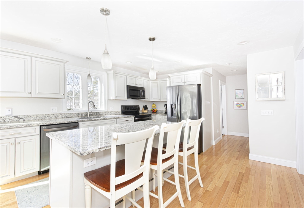 155 Fiskdale Road Brookfield, MA 01506 - Photo 16 of 33