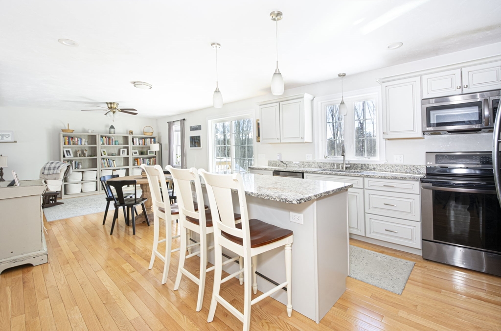 155 Fiskdale Road Brookfield, MA 01506 - Photo 18 of 33