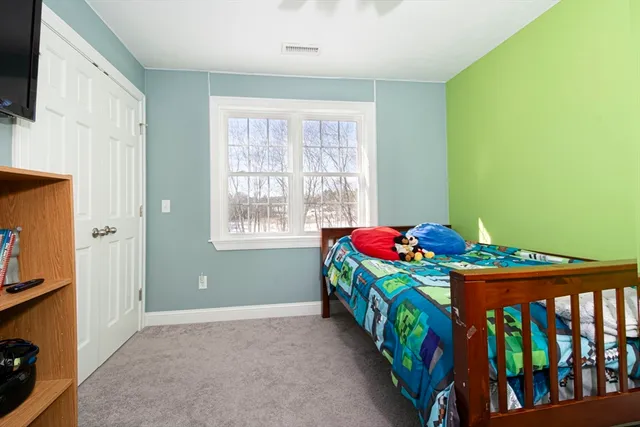 $575,000 | 155 Fiskdale Road, Brookfield, MA 01506