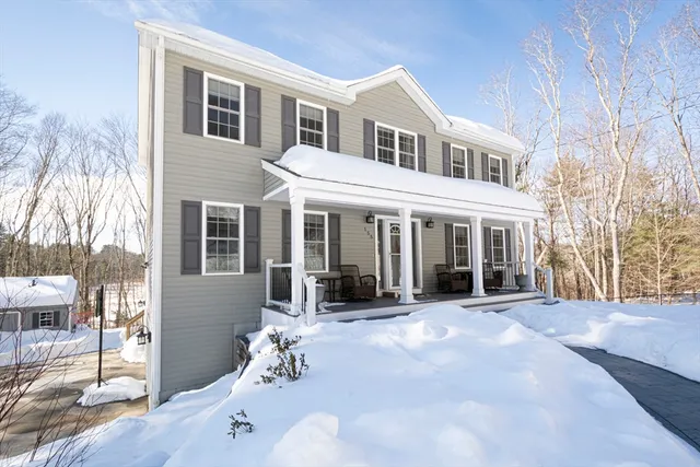 $575,000 | 155 Fiskdale Road, Brookfield, MA 01506