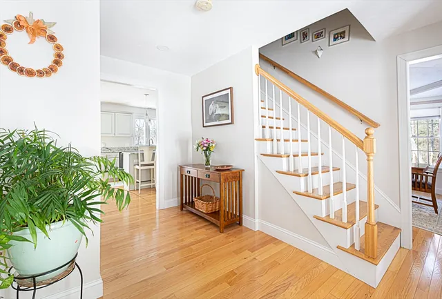 $575,000 | 155 Fiskdale Road, Brookfield, MA 01506