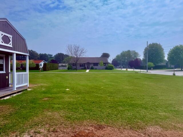 Two Clover Street Two Rivers, WI 54241 - Photo 4 of 9 IMG_4796