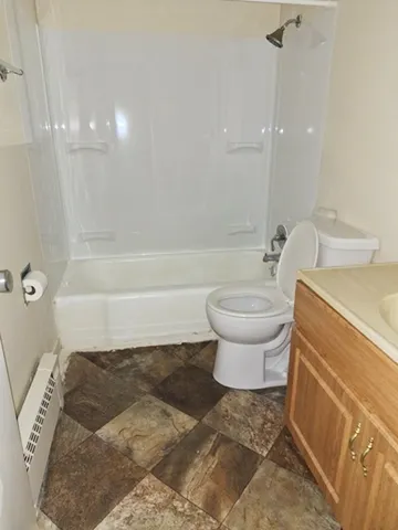 $900 | 506 Main Street, Unit 1, Marseilles, IL 61341