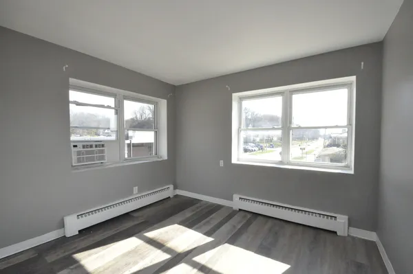 $900 | 506 Main Street, Unit 1, Marseilles, IL 61341