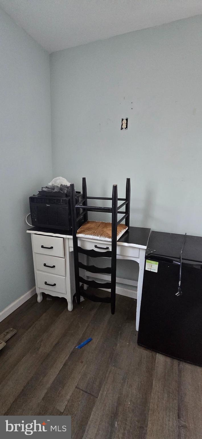 610 South Prince Street Lancaster, PA 17603 - Photo 21 of 52 a view of room with furniture