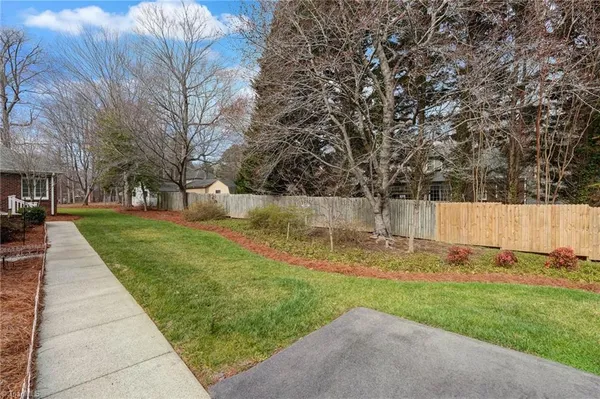 $449,900 | 204 West Stonebury Court, Reidsville, NC 27320