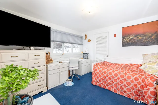 $489,900 | 2 Lionel Drive, Simsbury, CT 06070