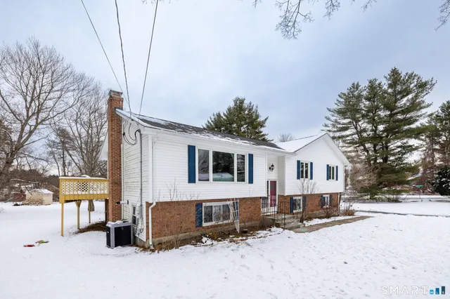 $489,900 | 2 Lionel Drive, Simsbury, CT 06070