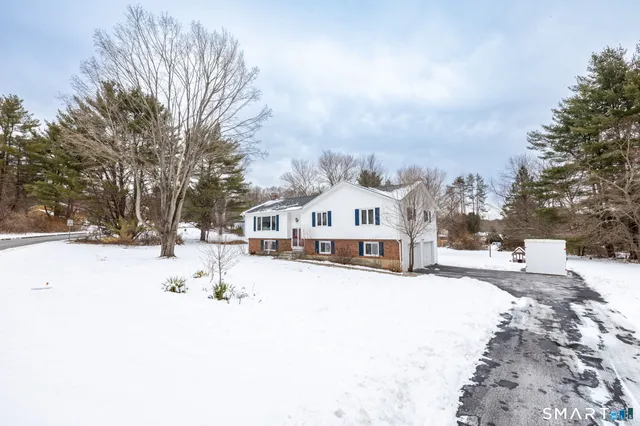 $489,900 | 2 Lionel Drive, Simsbury, CT 06070