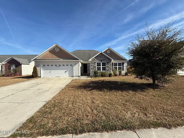 $1,750 | 712 Radiant Drive, Jacksonville, NC 28546