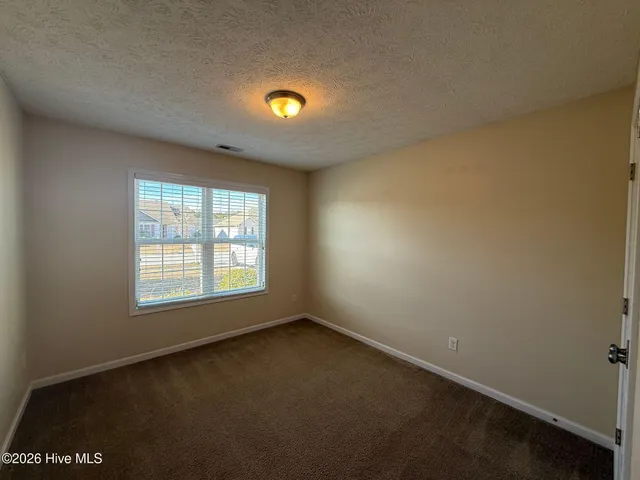 $1,750 | 712 Radiant Drive, Jacksonville, NC 28546