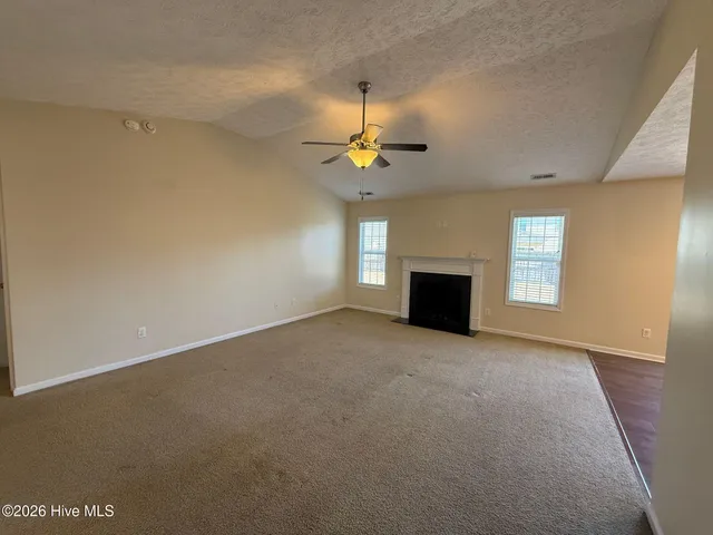 $1,750 | 712 Radiant Drive, Jacksonville, NC 28546