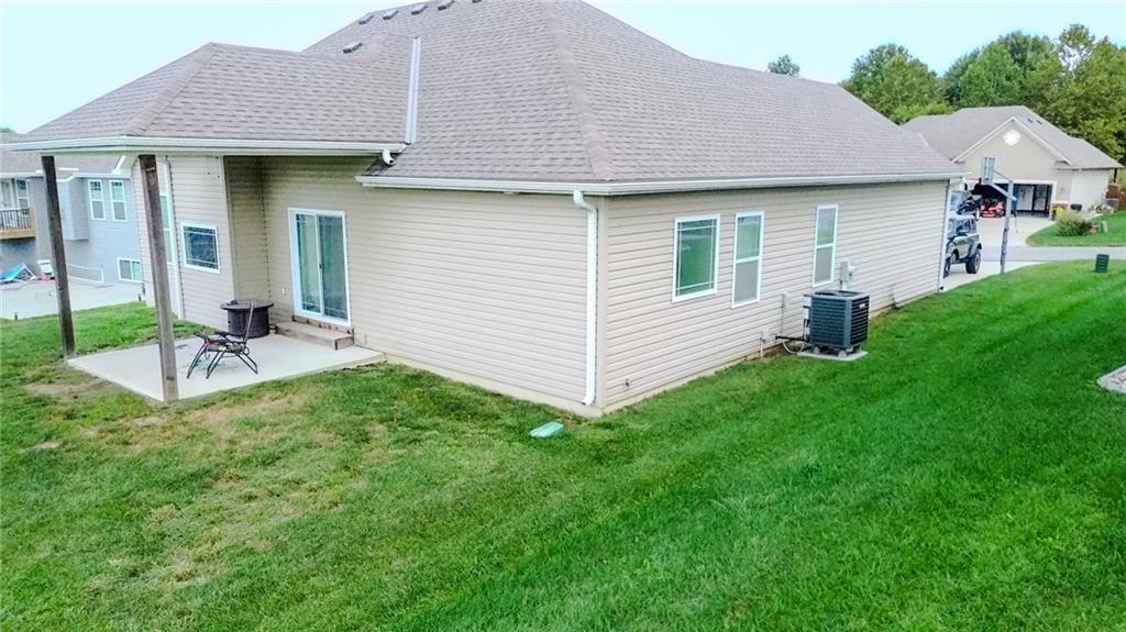 13944 Indian Ridge Road St. Joseph, MO 64505 - Photo 3 of 46 Gallery Image 3