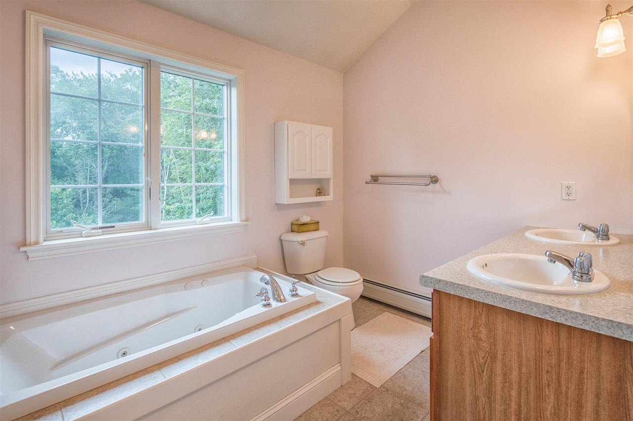 2 Sinclair Drive Exeter, NH 03833 - Photo 19 of 32
