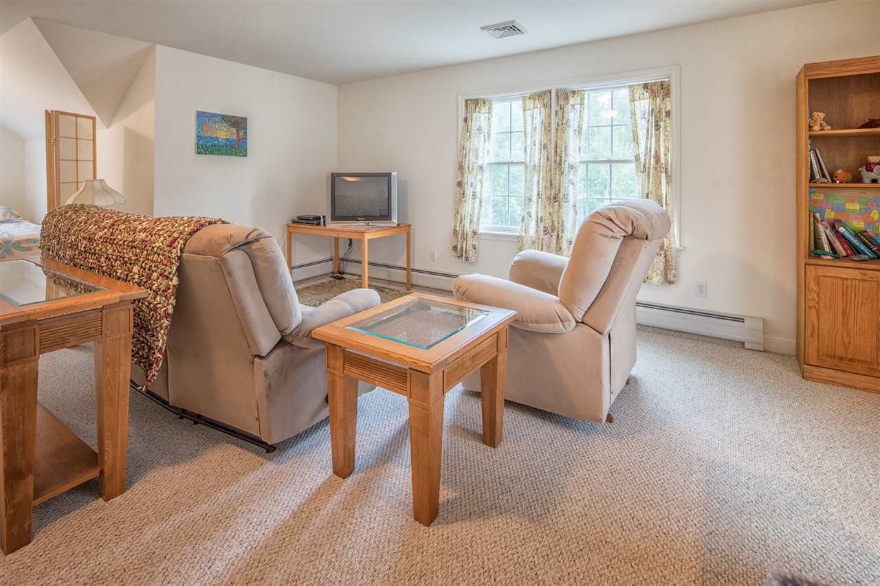 2 Sinclair Drive Exeter, NH 03833 - Photo 20 of 32