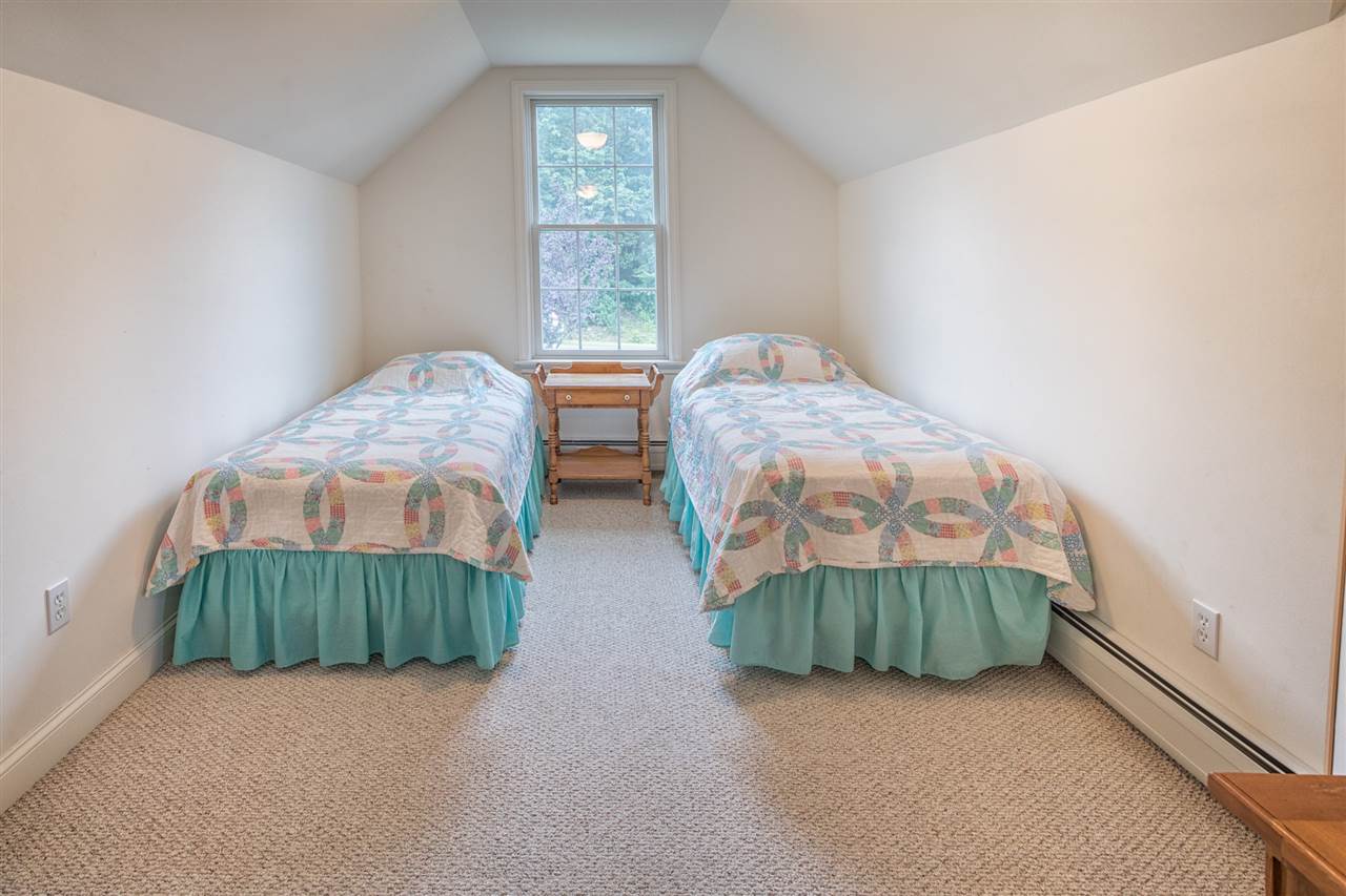 2 Sinclair Drive Exeter, NH 03833 - Photo 22 of 32