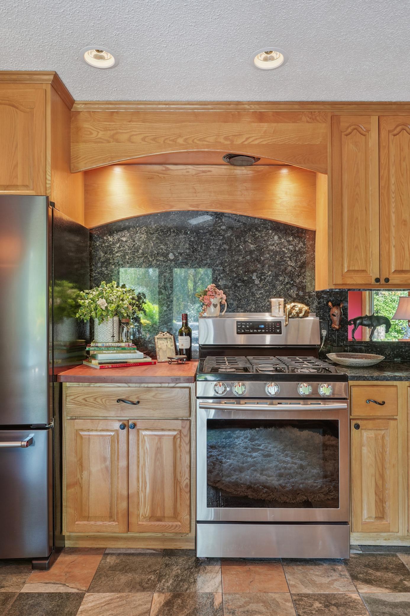 753 Aldro Road Hudson, WI 54016 - Photo 12 of 58 Gallery Image 12