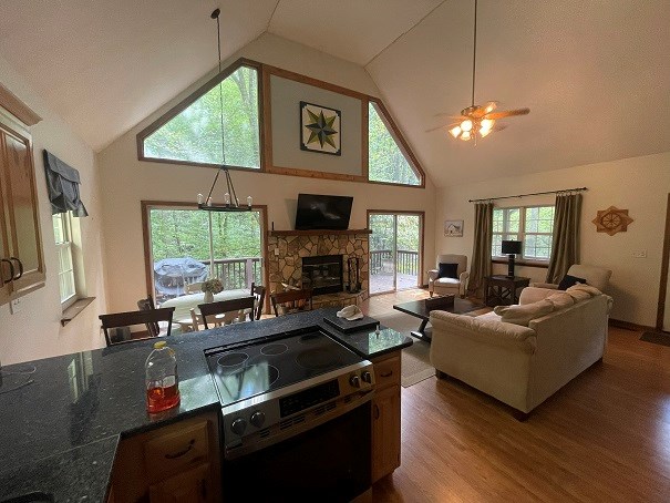 3333 Ellington Road Hayesville, NC 28904 - Photo 2 of 28
