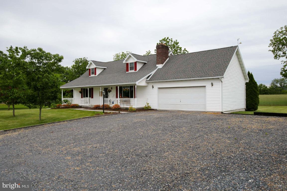 519 Sachs Road Gettysburg, PA 17325 - Photo 1 of 51 Welcome home 519 Sachs Road