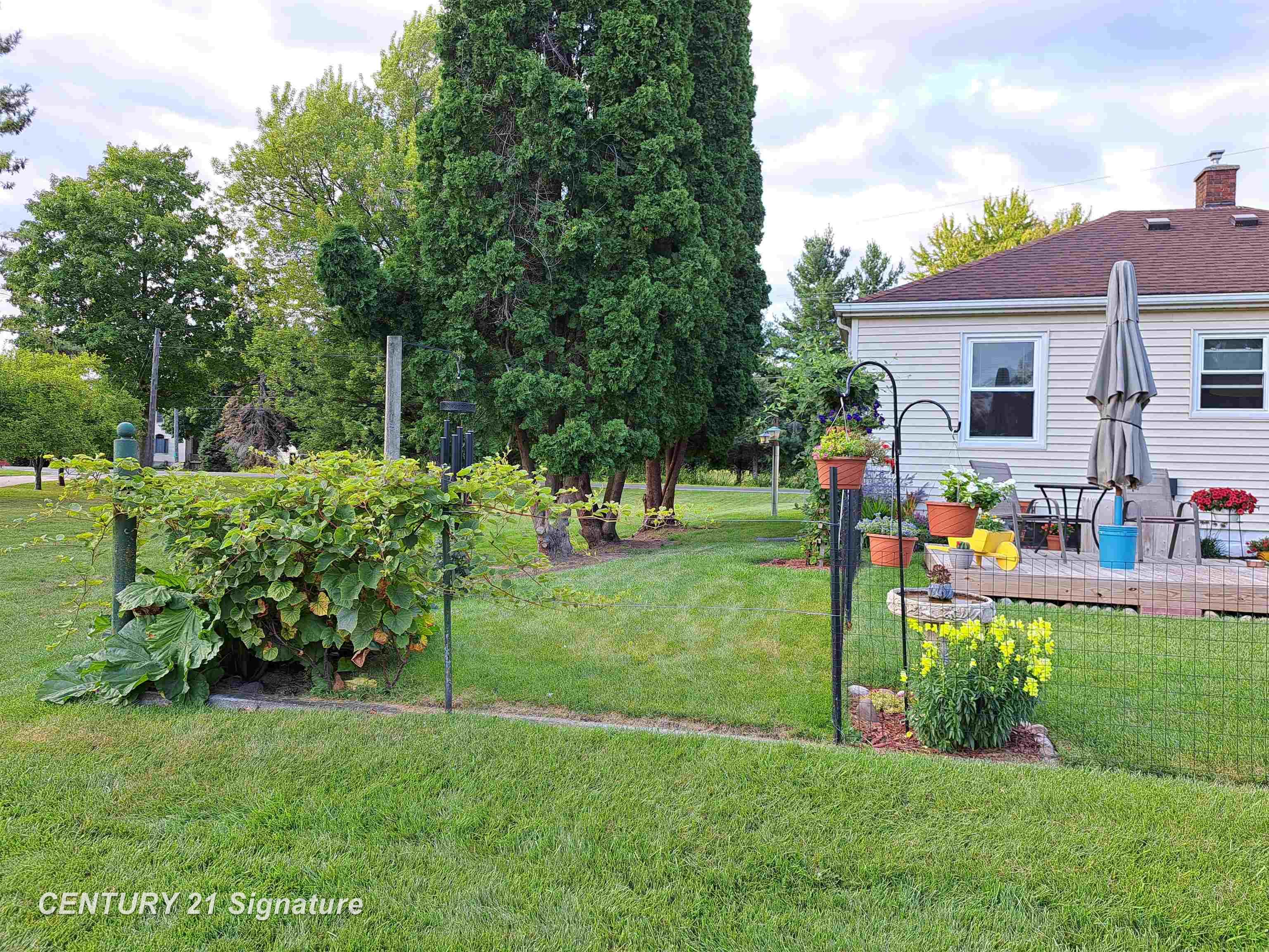 2455 Bullock Road Bay City, MI 48708 - Photo 31 of 41 50158335-879c30d2-730c-45f0-865a-f0f777a5ea6d.JPG