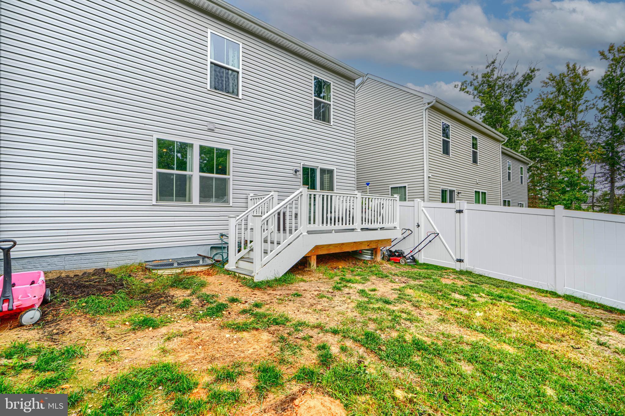 104 Magnolia Drive Elkton, MD 21921 - Photo 43 of 52 a front view of house with yard and seating area