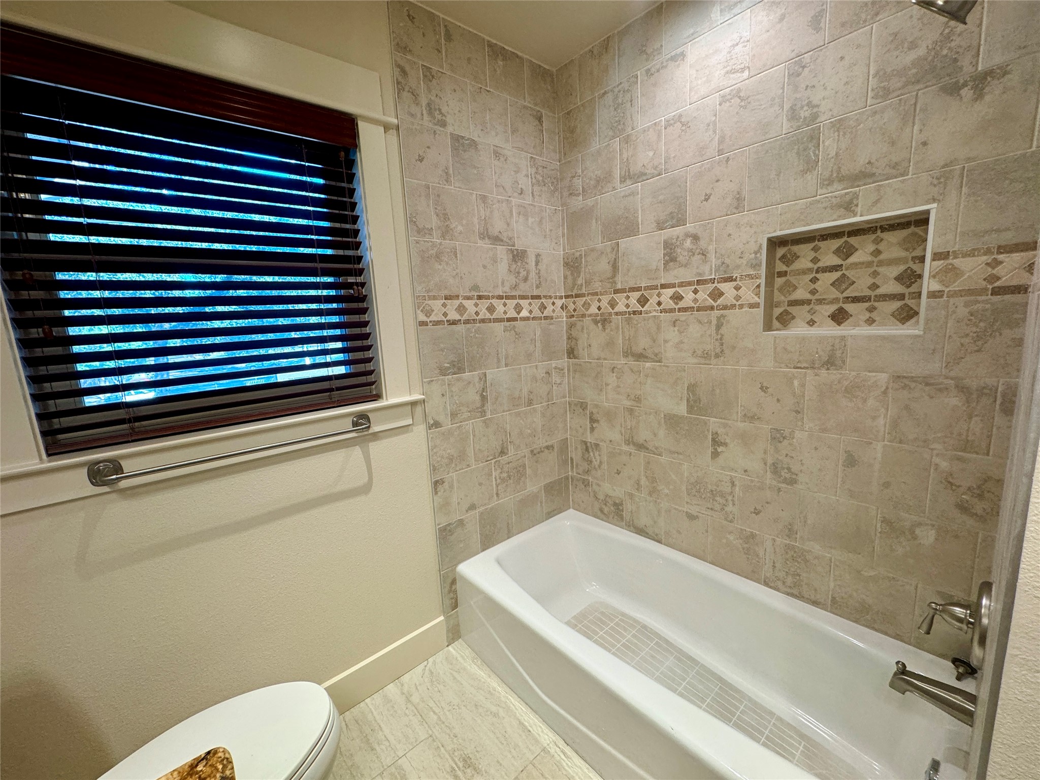 1300 Morgan Lane Austin, TX 78704 - Photo 15 of 19