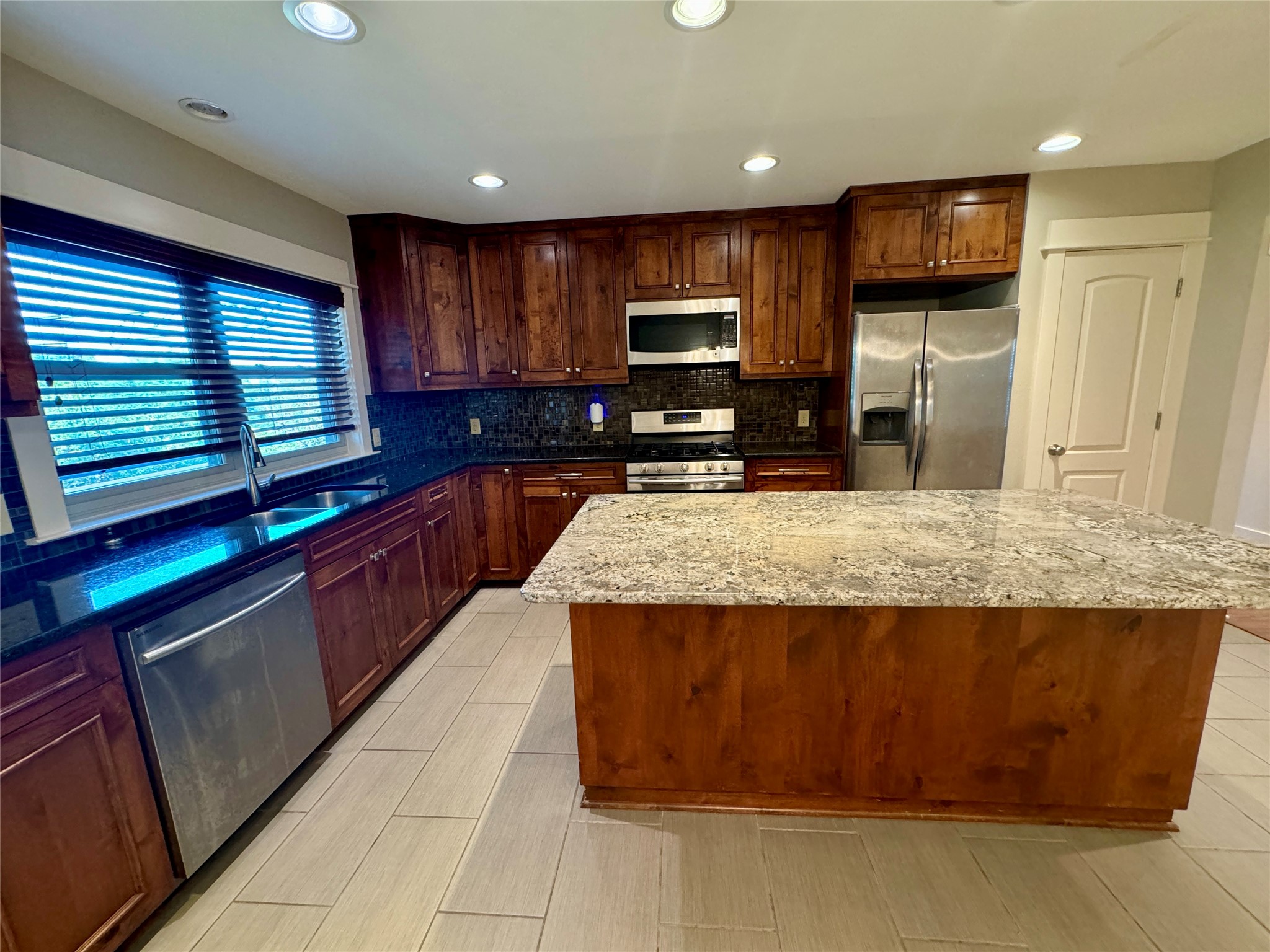 1300 Morgan Lane Austin, TX 78704 - Photo 8 of 19