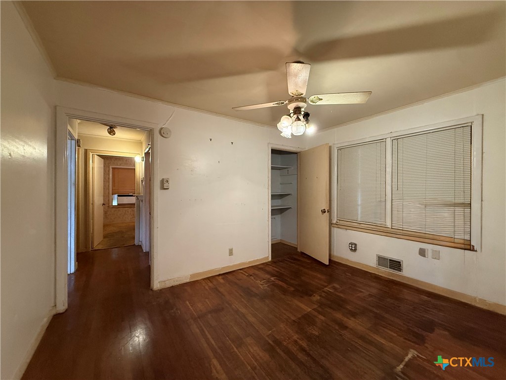 105 Sanders Street Palacios, TX 77465 - Photo 13 of 30