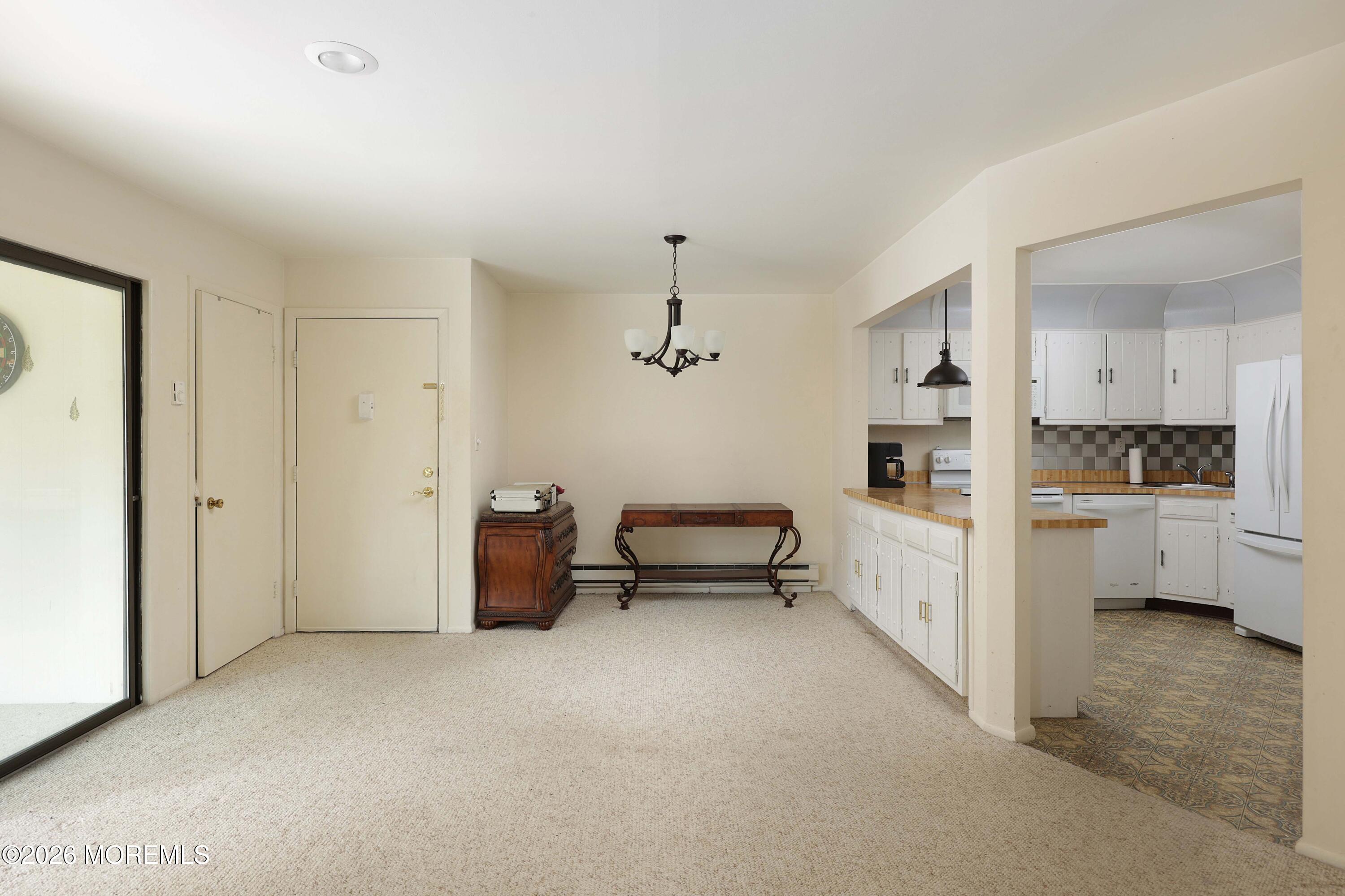 11 Medford Court Red Bank, NJ 07701 - Photo 8 of 51 Dining Area