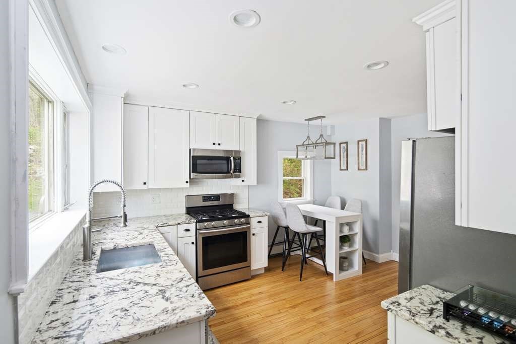 34 Thurston Road Newton, MA 02464 - Photo 2 of 20