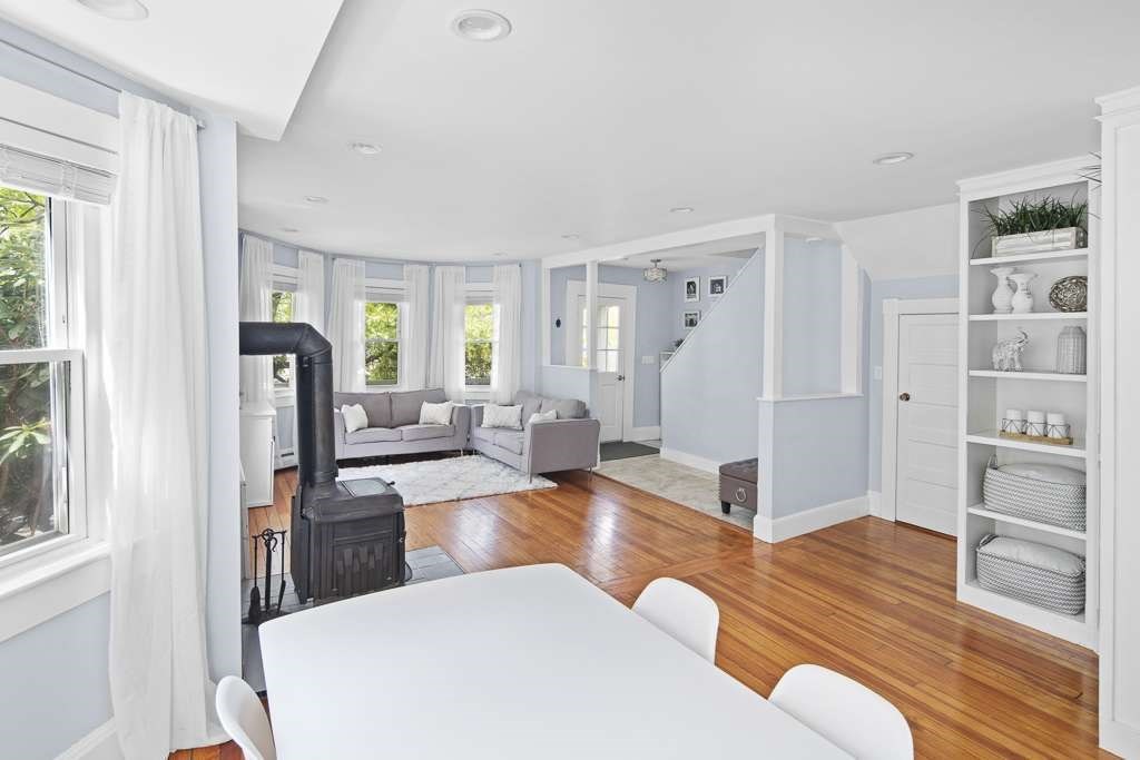 34 Thurston Road Newton, MA 02464 - Photo 6 of 20