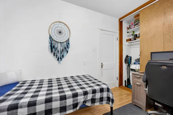 $599,999 | 5037 West Winona Street, Chicago, IL 60630