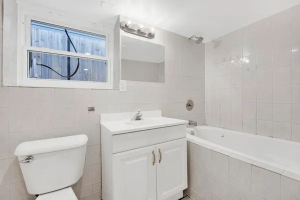 $599,999 | 5037 West Winona Street, Chicago, IL 60630